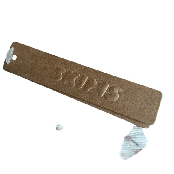 SKIMS Fits Everybody Bandeau Bra - Size Medium - Color Onyx - New with Tags! - Picture 6 of 7